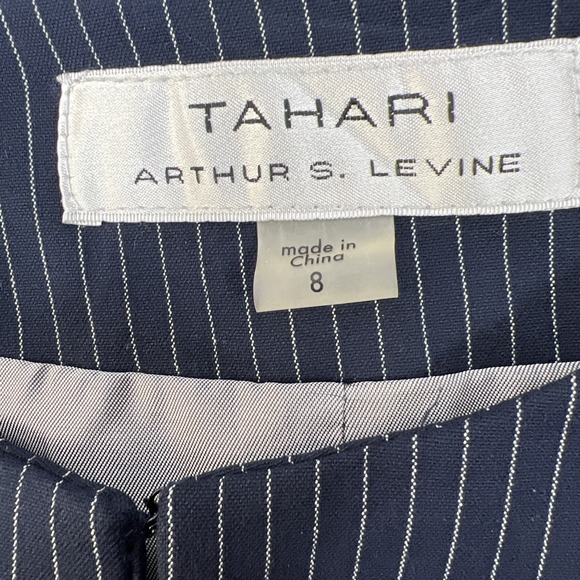 NWOT Tahari Arthur Levine Blue Pinstripe Skirt & Jacket Business Suit Size 8 - Picture 16 of 16